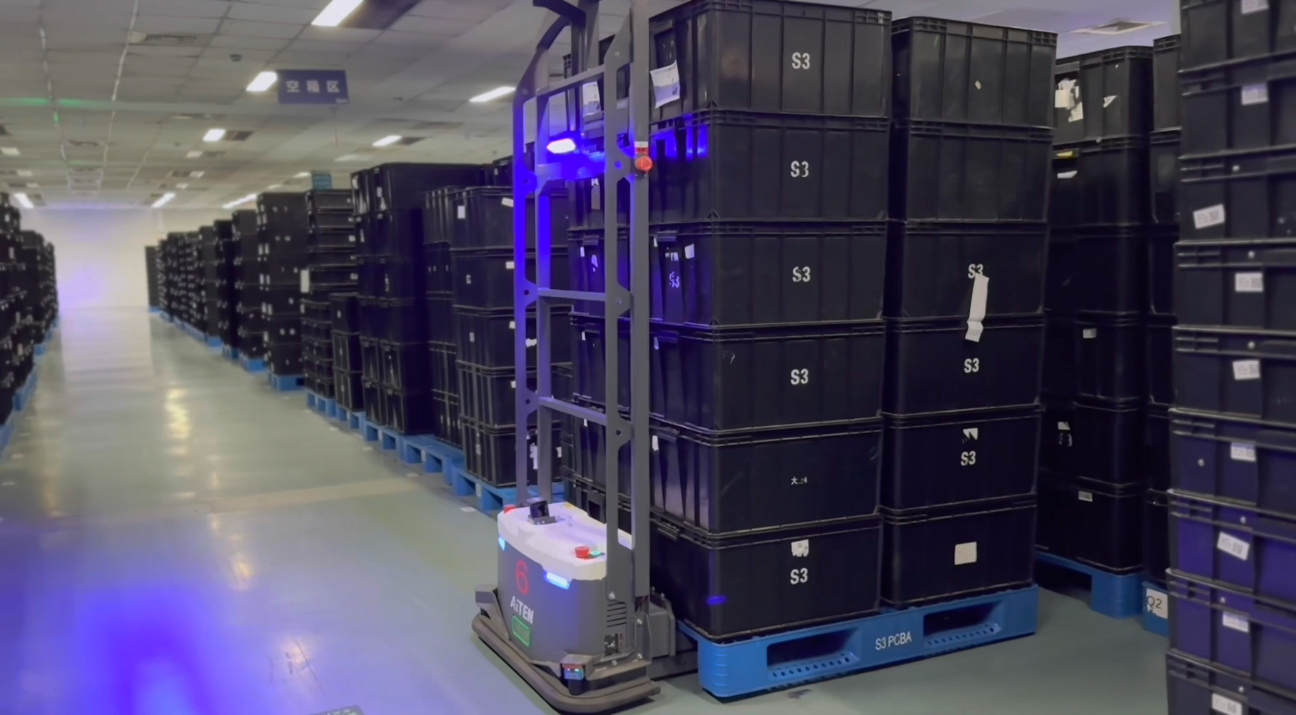 自动叉车如何提升工人安全